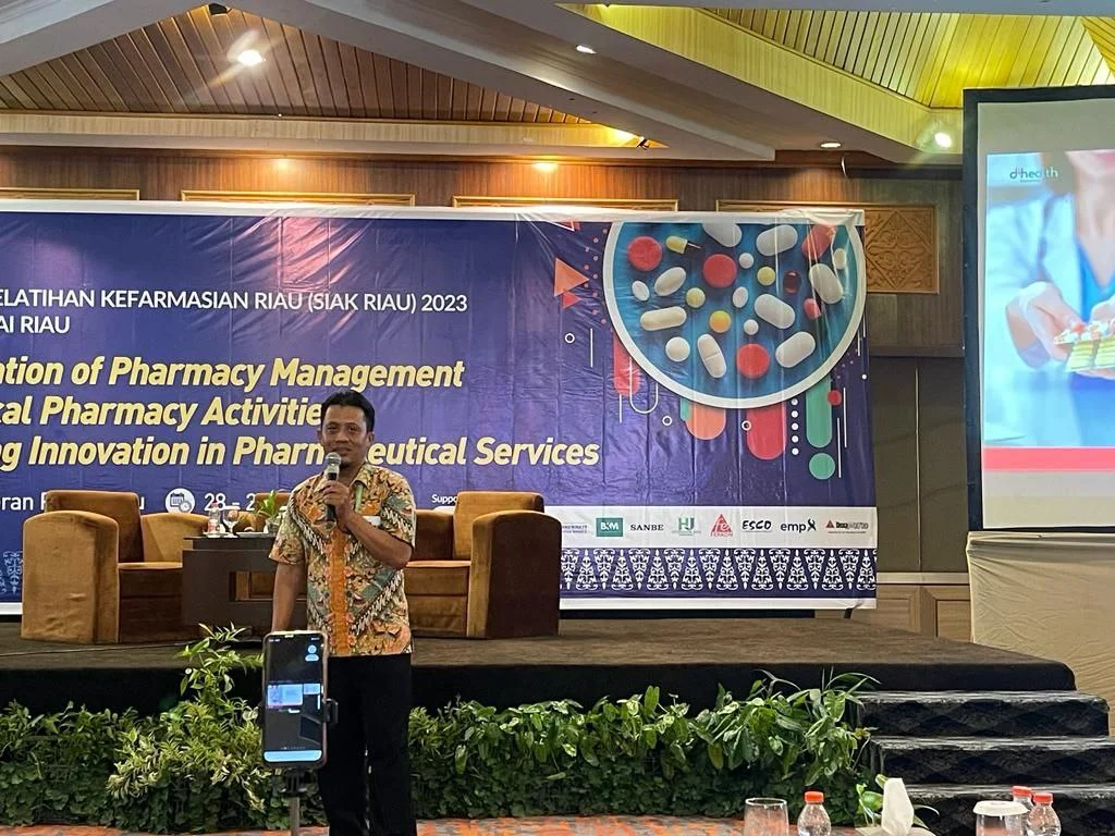 Dhealth hadir di acara Himpunan Seminar Farmasi Rumah Sakit